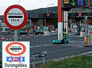 Un movimiento ciudadano pide acabar con las subidas de los peajes en la AP-8