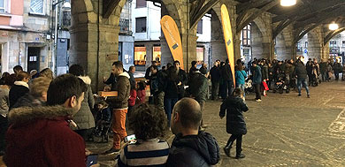 El roscón solidario recauda 1.000 euros para la JAED