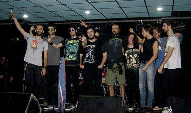 Yellow Marsupials, Desore y Hamaika ikusteko jaioak se la juegan hoy en Amorebieta