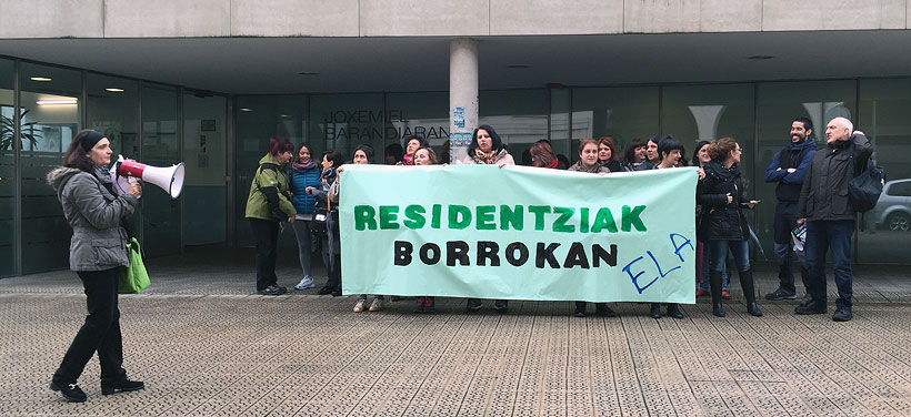 Huelga de trabajadoras de las residencias: “Nosotras les cuidamos, vosotros les cobráis”