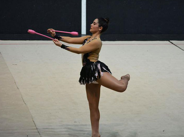 La gimnasta del Uztai taldea Ane Trancho, subcampeona de Bizkaia individual y oro en mazas