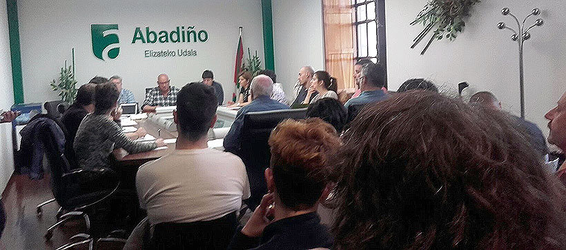 comerciantes abadiño pleno