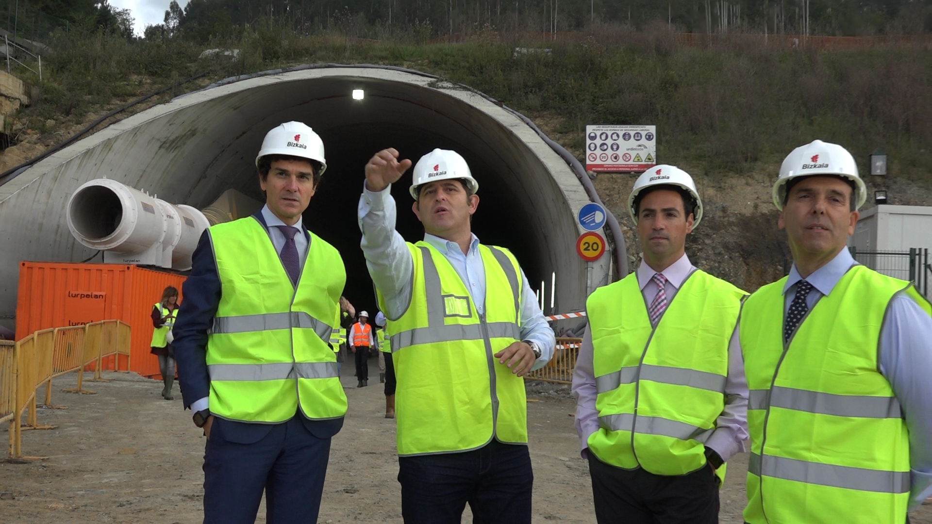Rementeria anuncia que las obras de la carretera Amorebieta-Muxika finalizarán en marzo de 2018