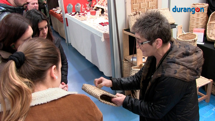“La Euskal Denda nos permite demostrar que la artesanía es un trabajo digno”