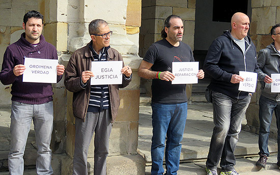 Herriaren Eskubidea y Podemos Durangaldea piden justicia para los obreros asesinados en 1976