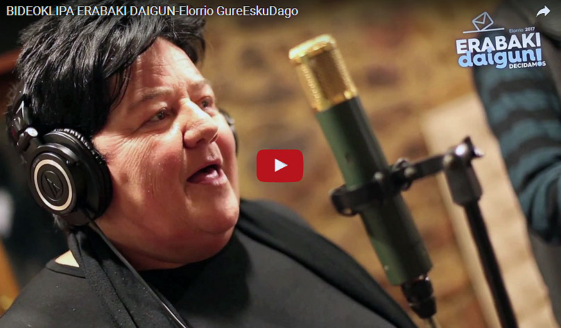 Elorrioko hainbat musikarik maiatzaren 7ko herri-galdeketaren aldeko bideoklipa egin dute