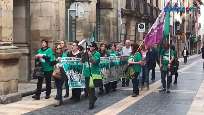 Las trabajadoras de las residencias se manifiestan en Durango