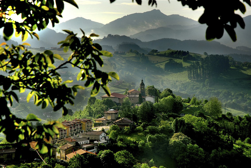 Garaiko altxorrak ezagutzeko bisita gidatua antolatu dute Udalak eta Gerediaga elkarteak