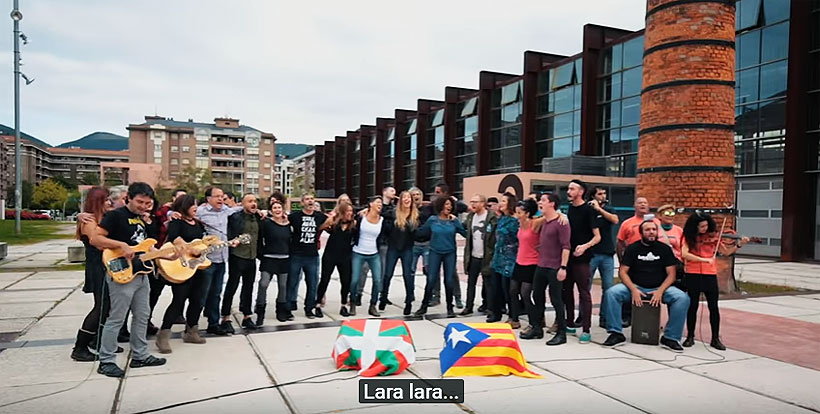 Artistas de Euskal Herria se citan en Durango para grabar ‘L’Estaca’ en catalán y euskera