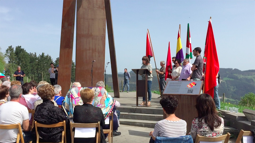 Intxortako frontean hildako <br />44 elorriarrak gogoratu zituzten borrokaren 81. urteurrenean