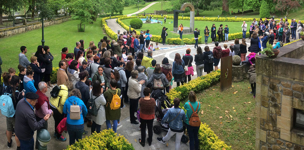 cacerolada-concentración-Berriz-Del-Pino-Azeri-Gorriak-pano