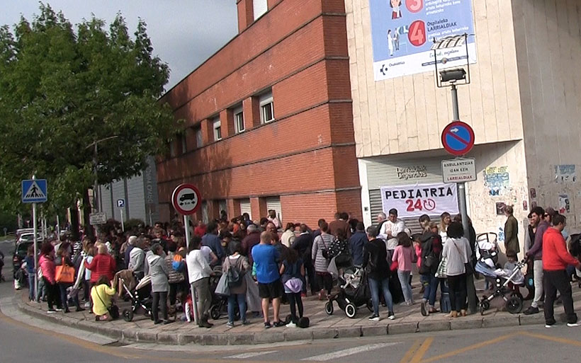 Durango apremia al Gobierno vasco a evaluar la necesidad de implantar urgencias pediátricas en la comarca