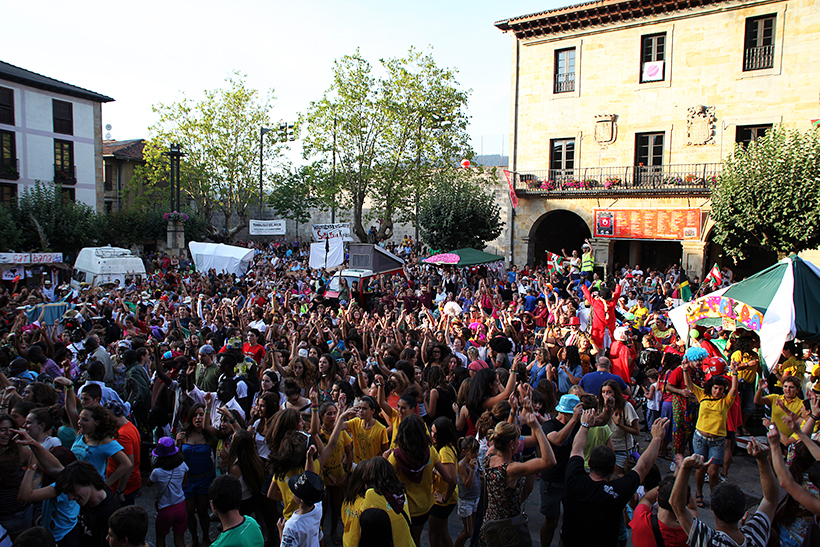 Elorrio presenta el cartel de sus Ferixa Nausikoak