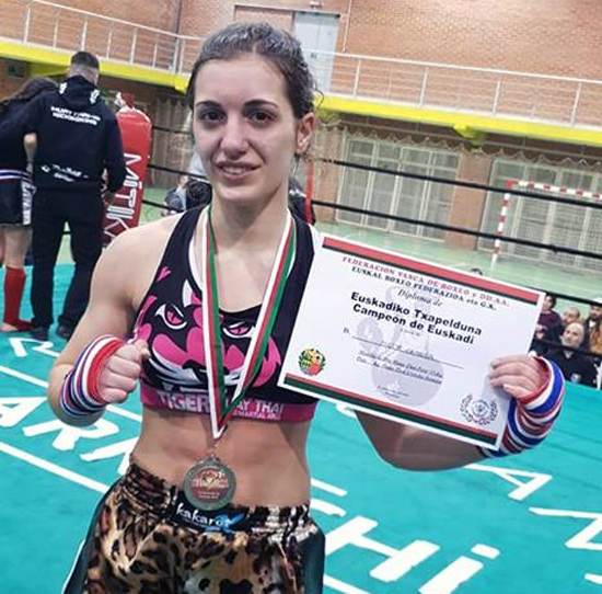 La elorriarra Marta Cámara logra el título de Euskadi de Muay Thai en su primer año en categoría elite
