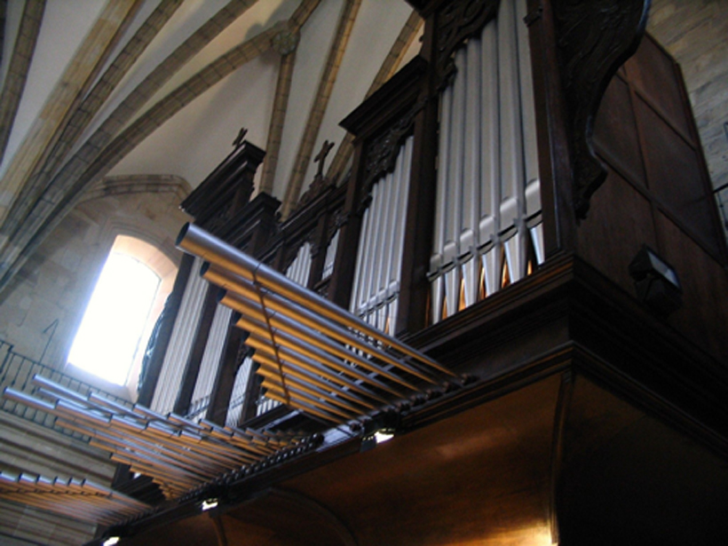 El organista donostiarra Oscar Candendo ofrecerá esta tarde un concierto-coloquio en Andra Mari