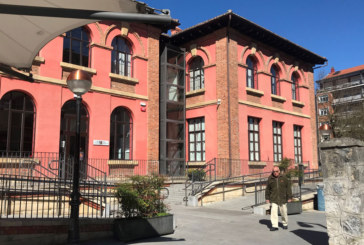 La reforma del tejado de la Escuela de Música de Durango se retrasa hasta el próximo curso