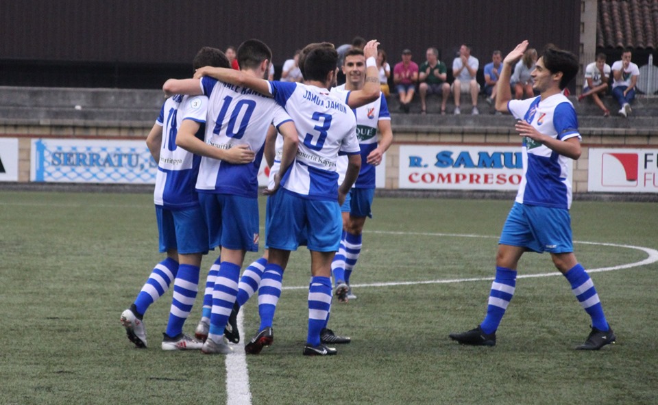 La Cultural golea al Tolosa y el Amorebieta araña un punto en León