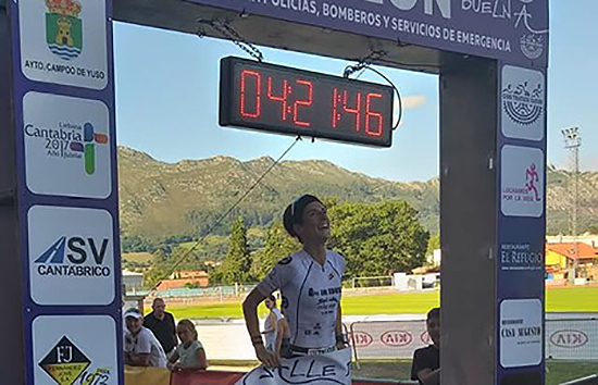 Gurutze Frades gana el triatlón del Valle de Buelna y el Indarpak Kirol Kluba es segundo por equipos