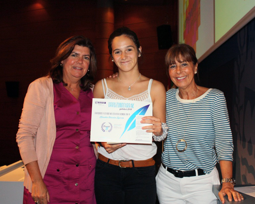 Tres escolares de la comarca premiadas en el certamen literario Urruzunotarrak Gehituz 2019