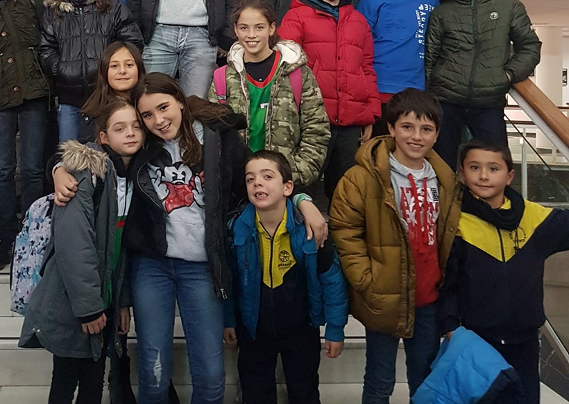 300 lan baino gehiago aurkeztu ziren Zornotzan egindako lehenengo Bertso paper lehiaketara