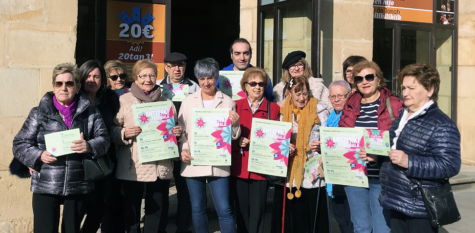 Gora ta Gora cantará a la vida en el Festival de Teatro de Durango con el estreno de ‘Solo se vive una vez’