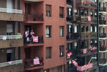 Durangaldea festeja la no final de Copa del Athletic desde sus balcones