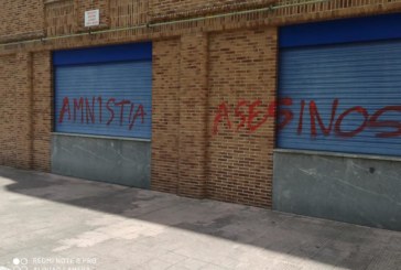 Atacan la sede del PSE de Durango con pintadas en su fachada