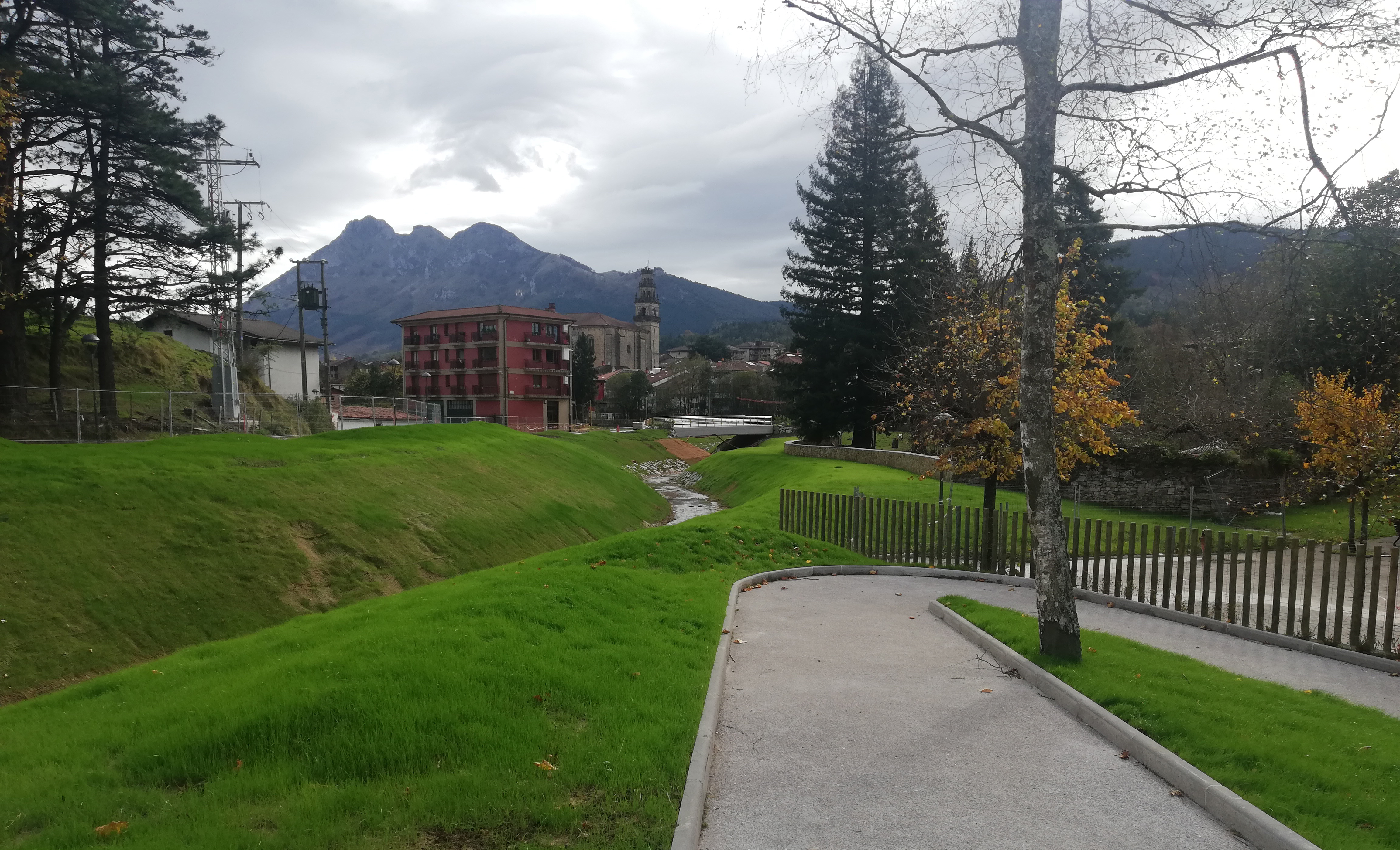 Elorrio abordará el parque de Montorra y el vial de Ugarte tras reconducir el arroyo Toloto