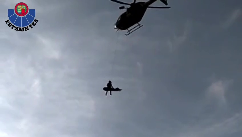 Un escalador es rescatado en helicóptero en Atxarte tras sufrir una caída de 10 metros