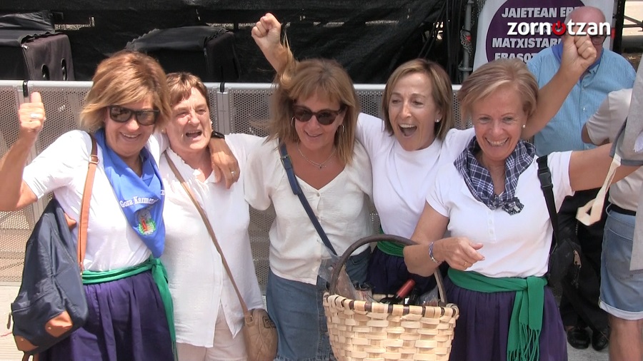 La cuadrilla Urbia vence en el esperado regreso del concurso de marmitako de los ‘Cármenes’