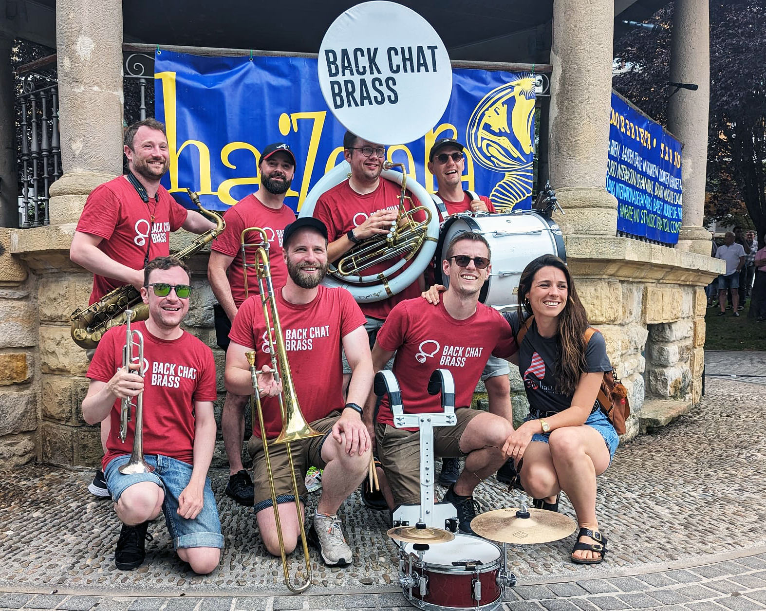 La banda de Reino Unido Back Chat Brass triunfa en Haizetara