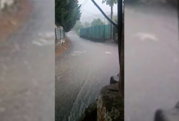 La tormenta convierte el barrio Eguzkitza de Durango en un río