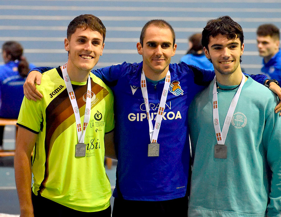 Durango Kirol Taldea y Bidezabal suman 11 medallas en el Campeonato de Euskadi en pista cubierta
