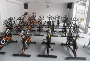 El polideportivo de Larrea añade spinbike virtual a su oferta de cursos