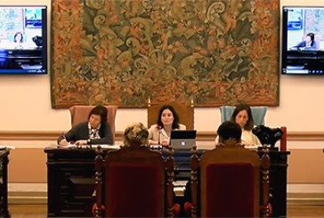 El plan de subvenciones, de más de 3 millones, se aprueba con críticas de EH Bildu y Herriaren Eskubidea