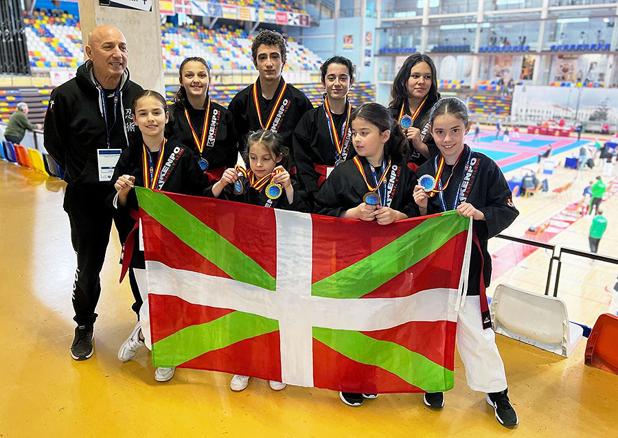 El club Wadokan destaca en el Campeonato de España de karate infantil con 14 medallas