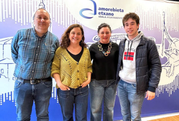 Jon Etxebarria y Nerea Aburto, primeros premios del concurso de cuentos de Amorebieta-Etxano