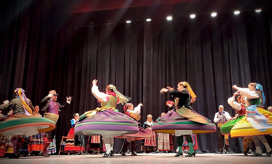 Las danzas burgalesas protagonizan la Semana Cultural del Centro Palentino de Durango