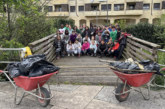 Alumnado de Maiztegi participa en la limpieza del río en Iurreta