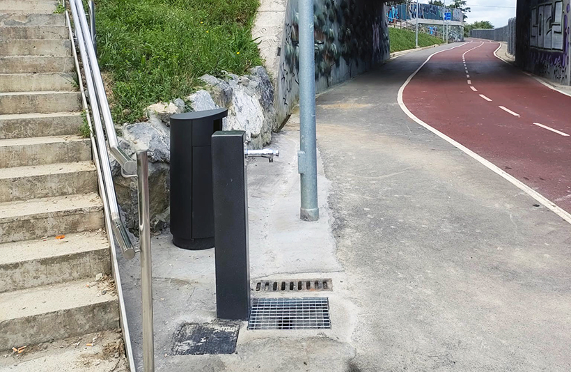 La bicipista de Amorebieta a Iurreta cuenta con una tercera fuente a la altura de la ikastola Lauaxeta