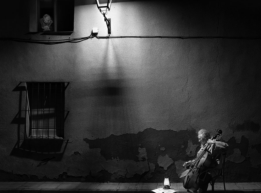 La ‘Serenata nocturna’ de José Agustín Gurruchaga gana el concurso de fotografía de Zaldibar