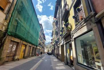 Corte temporal de tráfico mañana en Artekale por el montaje de una grúa