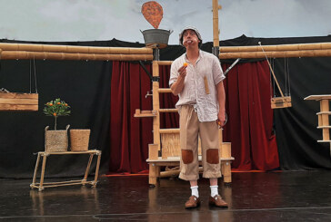 Xabi Larrea presenta su espectáculo de circo-teatro en Otamotzena