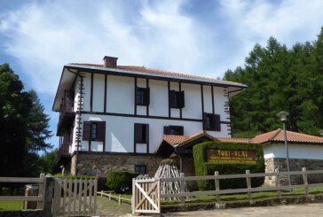 10 artistas locales exhiben su mirada sobre la naturaleza en Urkiola