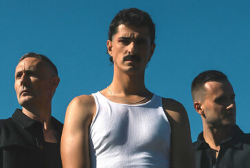 Los txupinazos disparan la fiesta y los decibelios