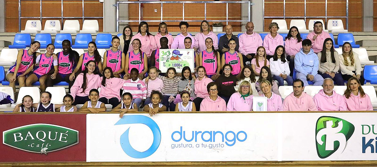 El Tabirako entrega 1.000 euros a la Asociación Contra el Cáncer durante el partido contra el Zornotza ST