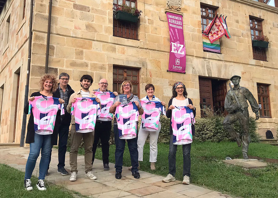 Iurreta pedalea contra el cáncer de próstata con dos rutas solidarias