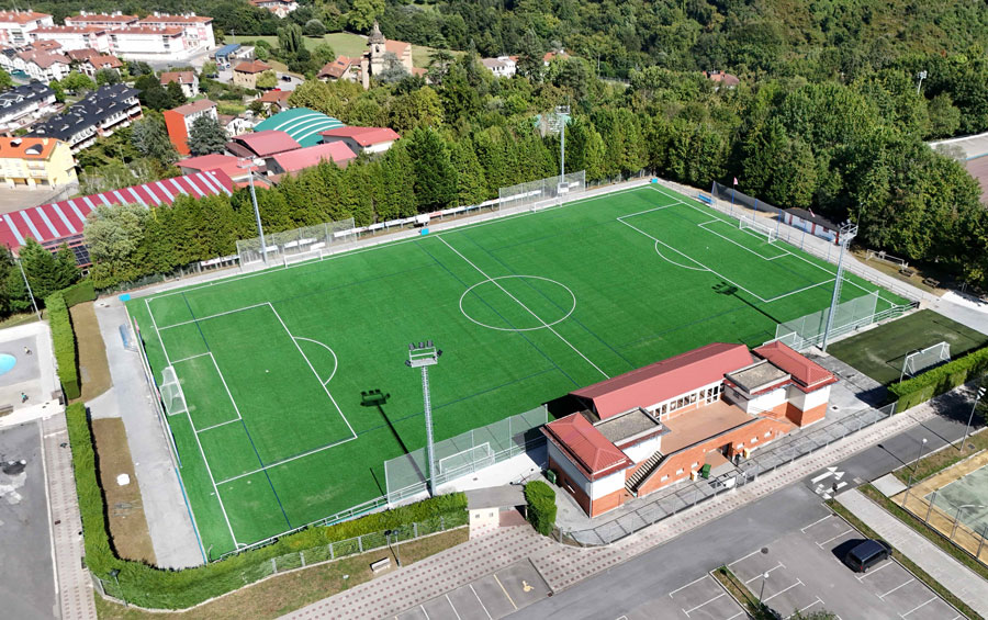 El campo de fútbol de Berriz contará con nuevos vestuarios en 2026