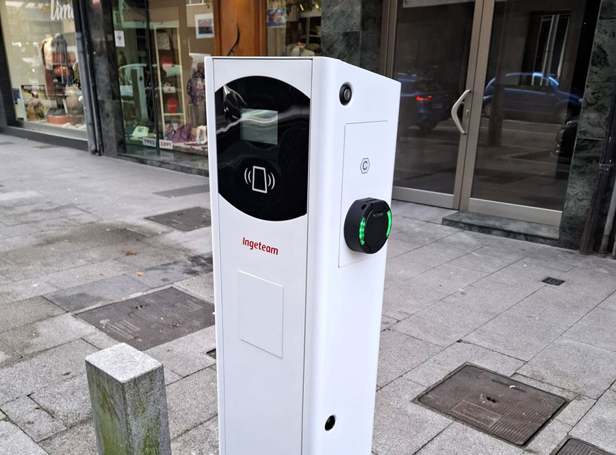 Amorebieta renueva un punto de recarga para vehículos eléctricos y licita la instalación de otros tres