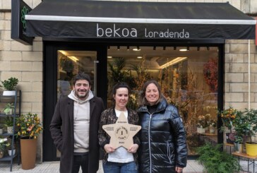 Floristería Bekoa gana el Concurso de Escaparates Navideños